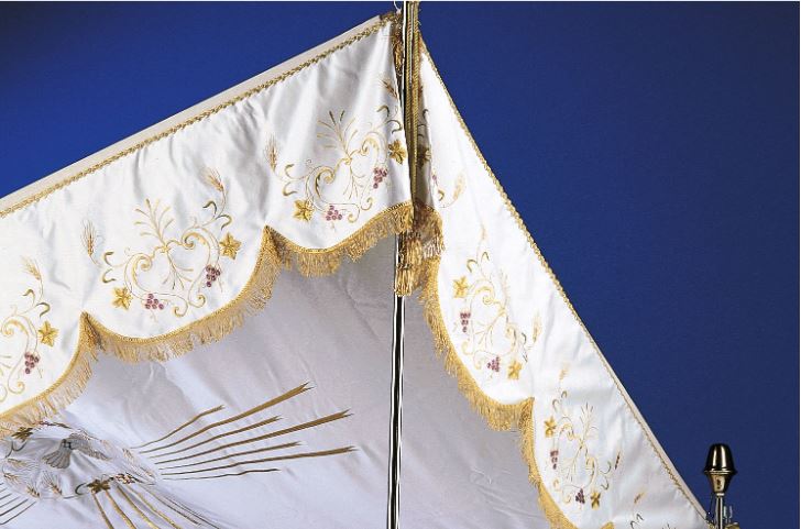 Italian Processional Canopy with Poles 31-00