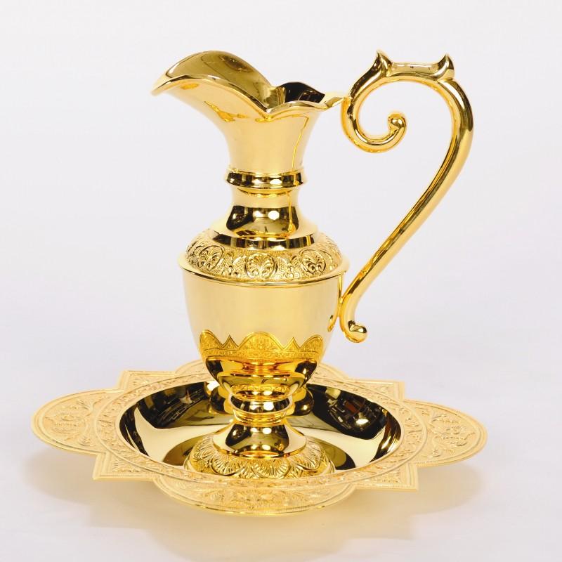 Large Ornate Lavabo Set no. H158