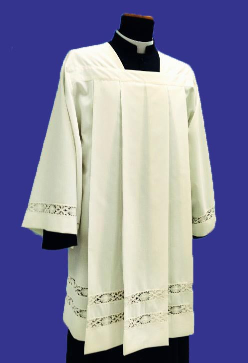 Misto Lana Square Yoke Lace Insert Surplice - 906