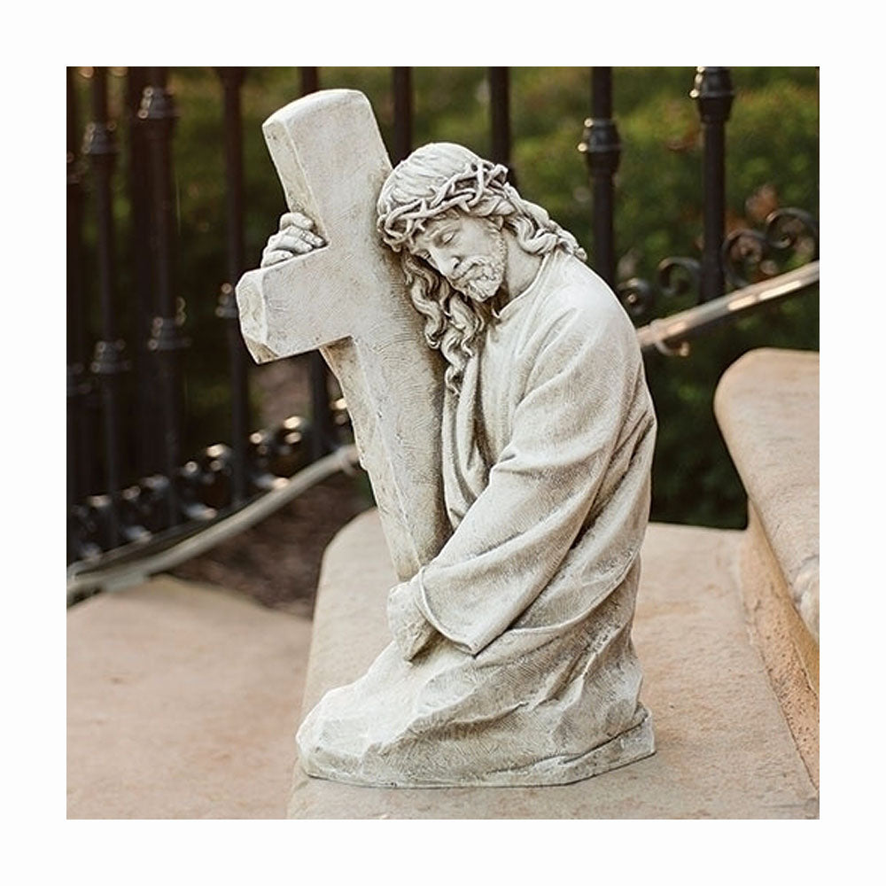 Garden Jesus Holding Cross Statue - no. 11474