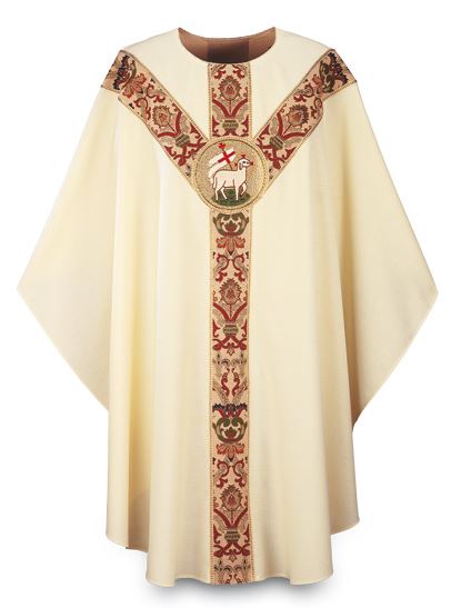 Agnus Dei Regina Chasuble no. 3168
