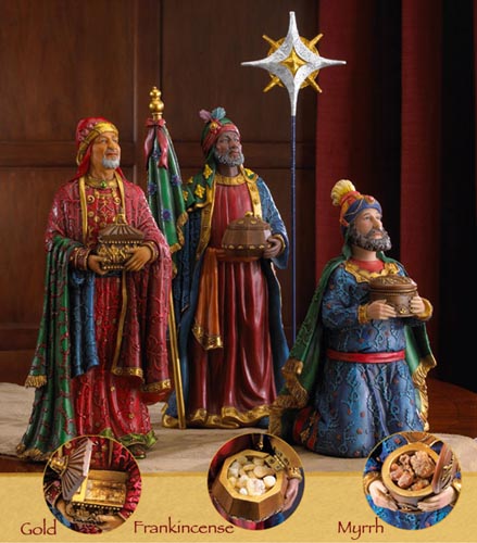 Three Kings Following the Christmas Star Statues - Deluxe Figures