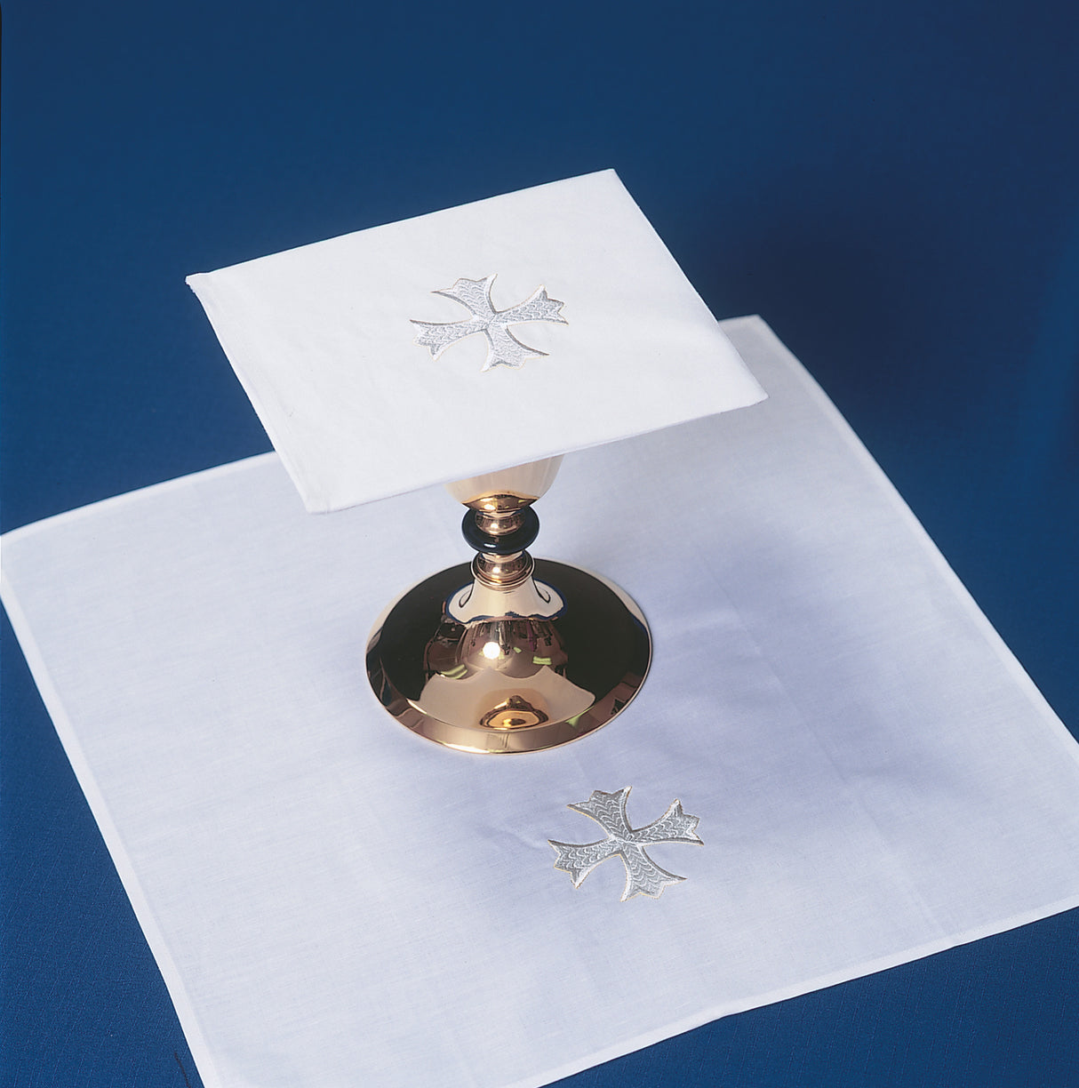 Greek Cross Linen Altar Set - no. 2002